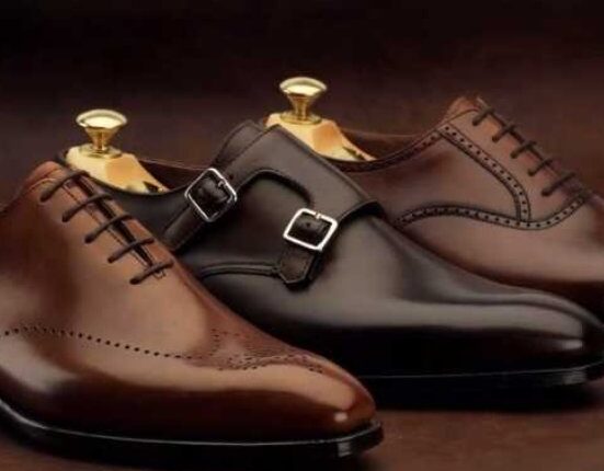 shoes-crockett-and-jones-skyfall-shoemaking-30-png