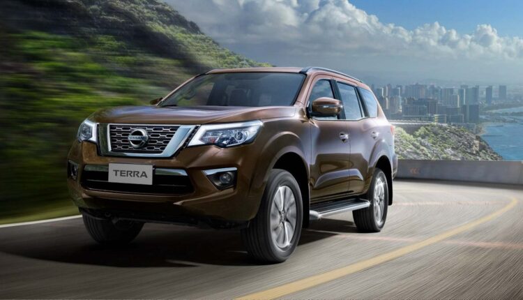 Nissan Terra -4